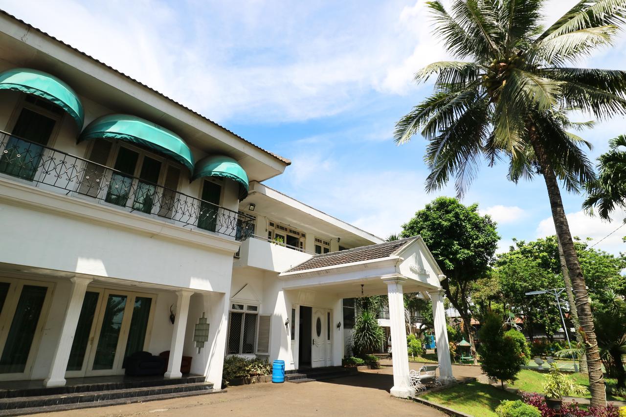 Villa Sri Manganti Jacarta Exterior foto